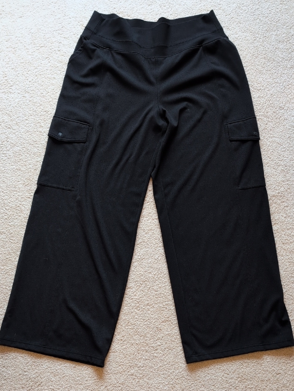 Athleta Venice High Rise Wide Leg Cargo Pants Black